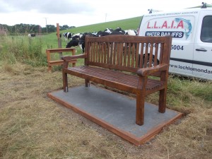 malcoms bench 001